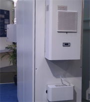 供應(yīng)機柜空調(diào)、仿威圖工業(yè)空調(diào)與耐高溫工業(yè)空調(diào)冷凝水蒸發(fā)器操作臺詳解